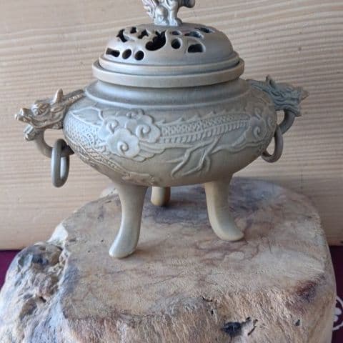龍の香炉