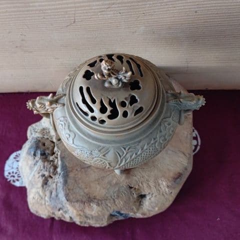 龍の香炉