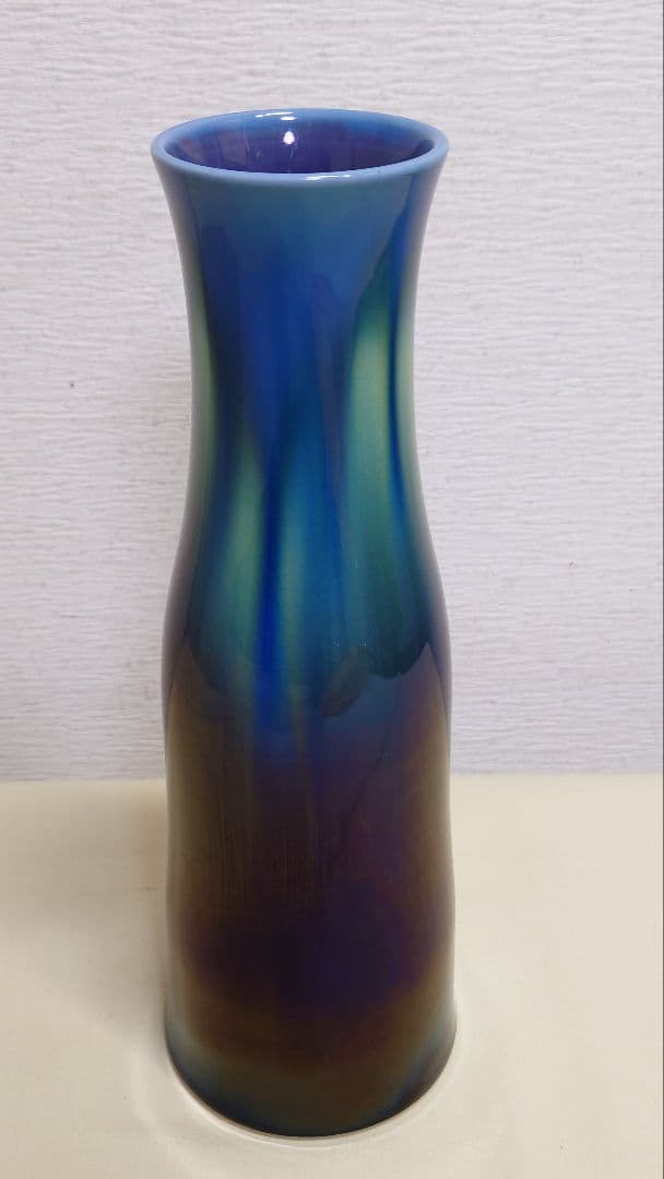 九谷　徳田八十吉　赤銘　花入　共箱