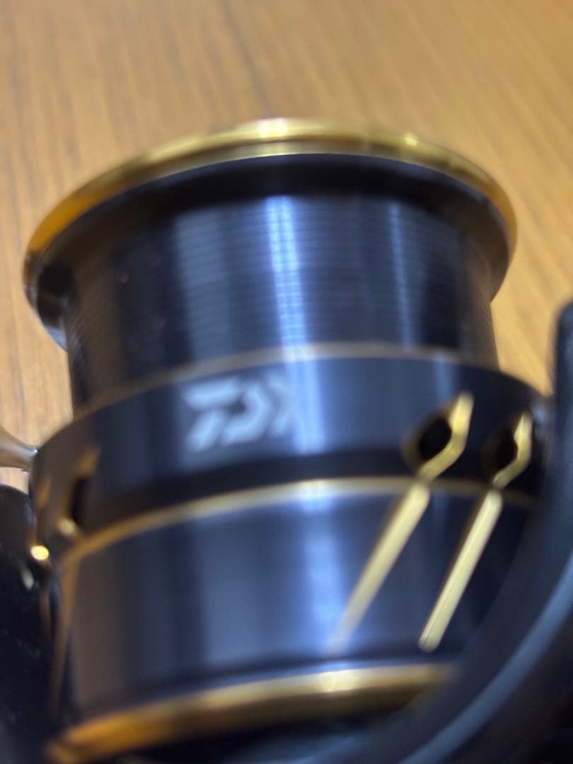 美品　ダイワ 21カルデアFC LT 2000S