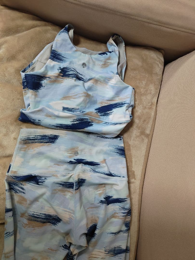 SUKALA ペインテッド　ロングブラトップ＆レギンス Mサイズ