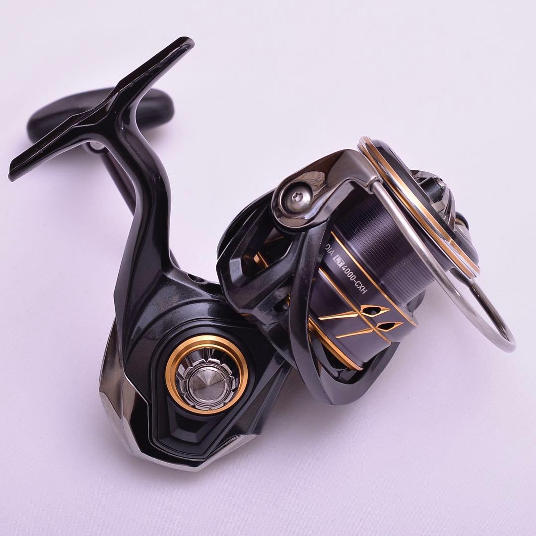 ダイワ 21カルディア 4000CXH スピニングリール