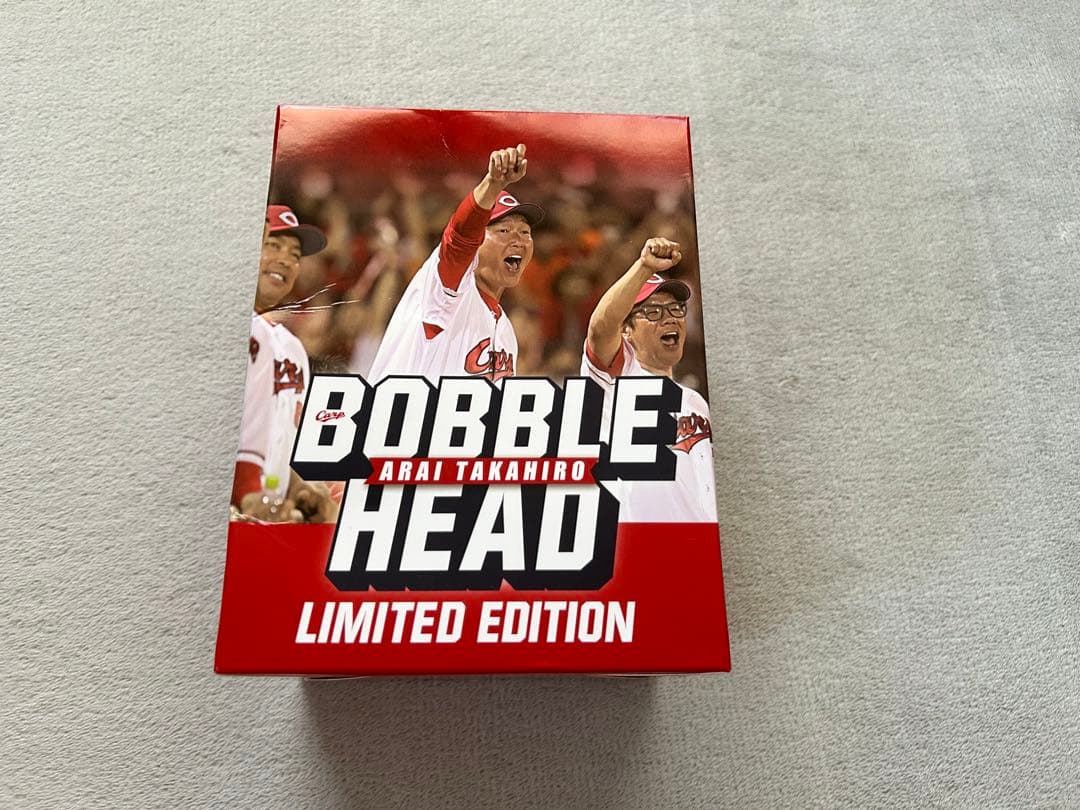 限定販売　広島東洋カープ　LED CLOCK ネオン　+ 新井監督ボブルヘッド