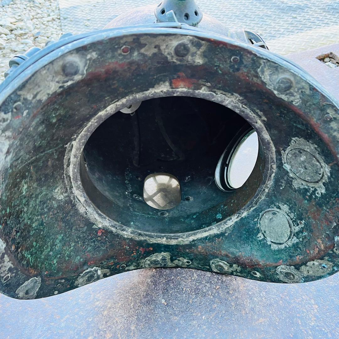 【希少】東亜潜水機株式会社　ヘルメット式潜水　アンティークの潜水ヘルメット真鍮②