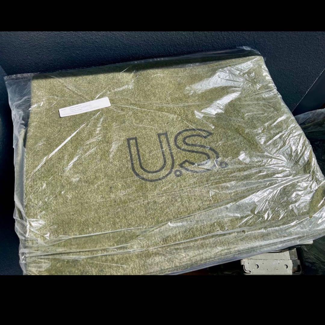 【米軍放出品】未使用 US ROTHCO ウールブランケット 157×203cm