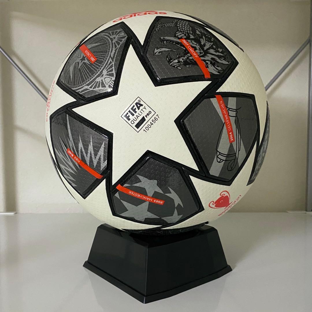 adidas チャンピオンズリーグ サッカーボール