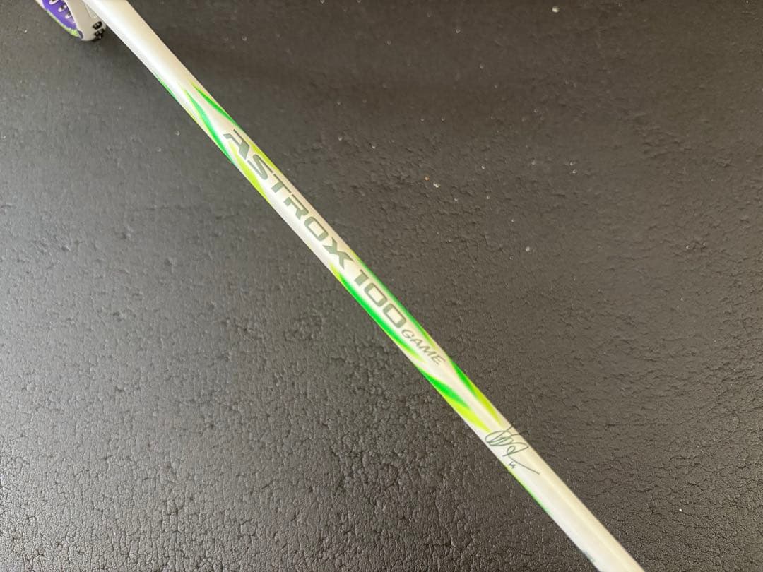 【新品/即発送】アストロクス100ゲーム VA アクセルセンモデル ヨネックス