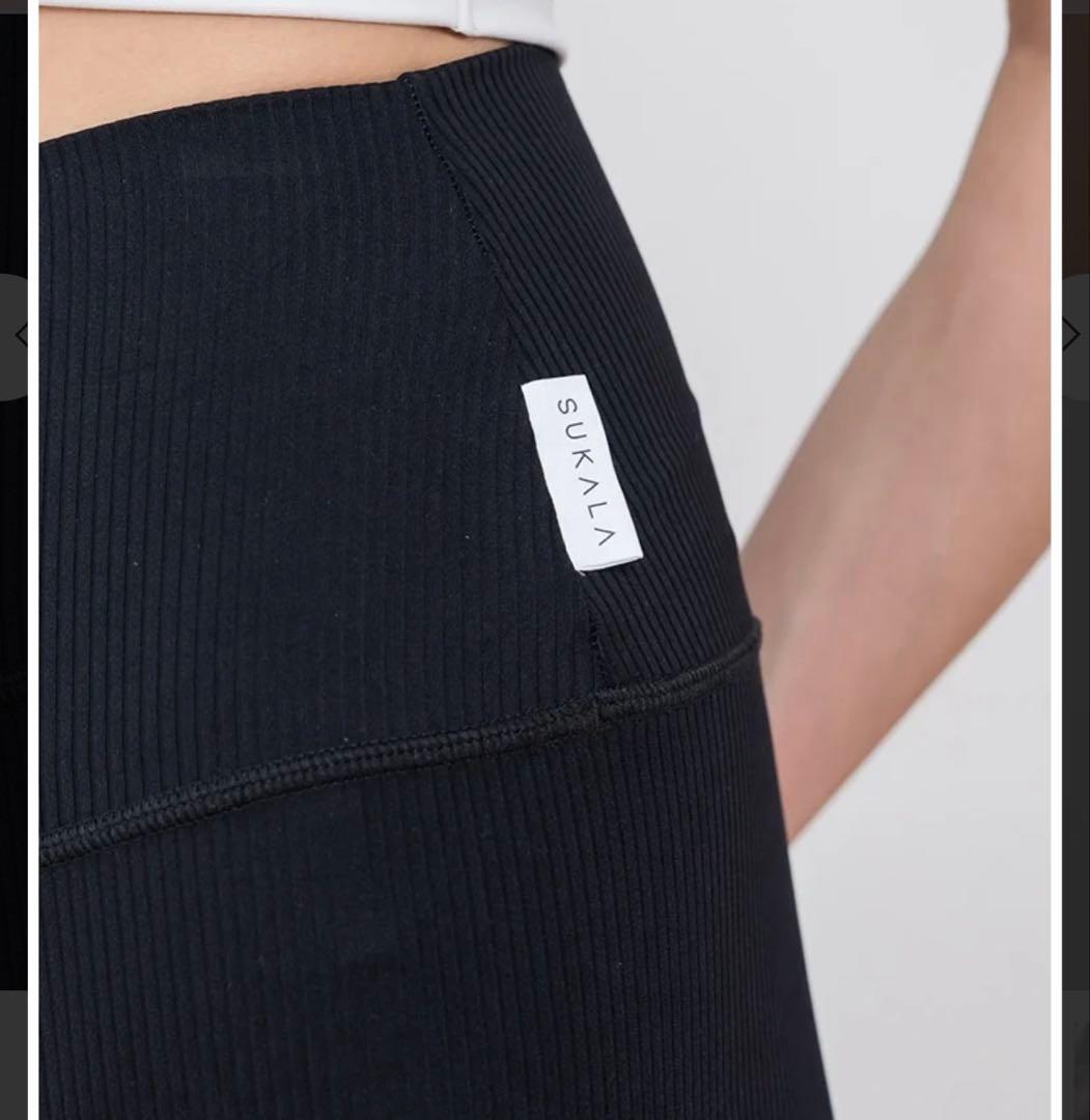 新品SUKALAショートクロスキャミソール＆レギンスセットアップピンクSバーム付