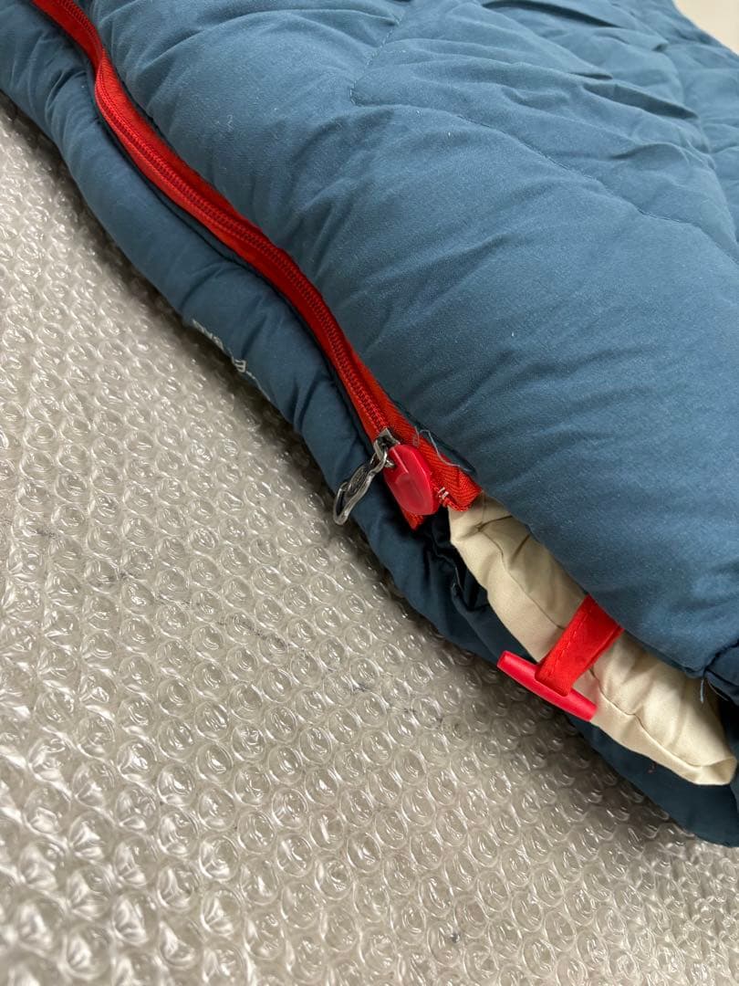 極美品　Coleman コールマン　マルチレイヤースリーピングバッグ