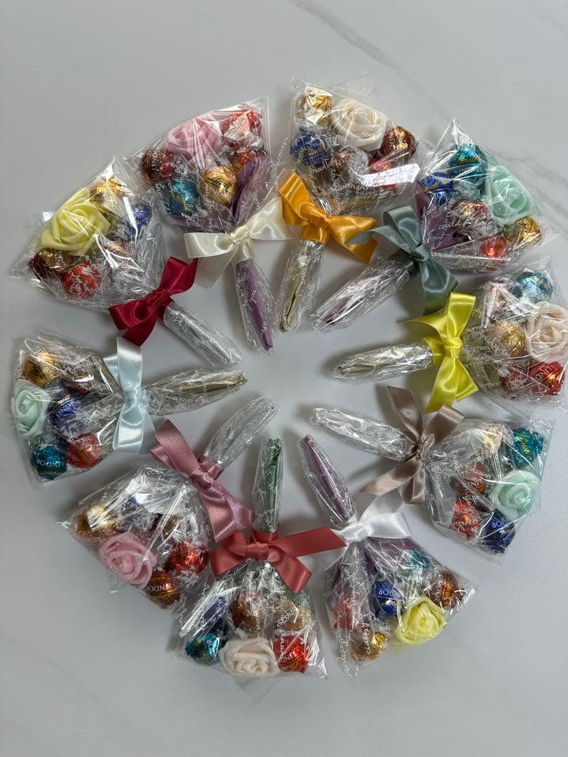 【専用】⑯♡リンツ♡お菓子ブーケ　22束　お礼　お祝　卒業　入学　プチギフト