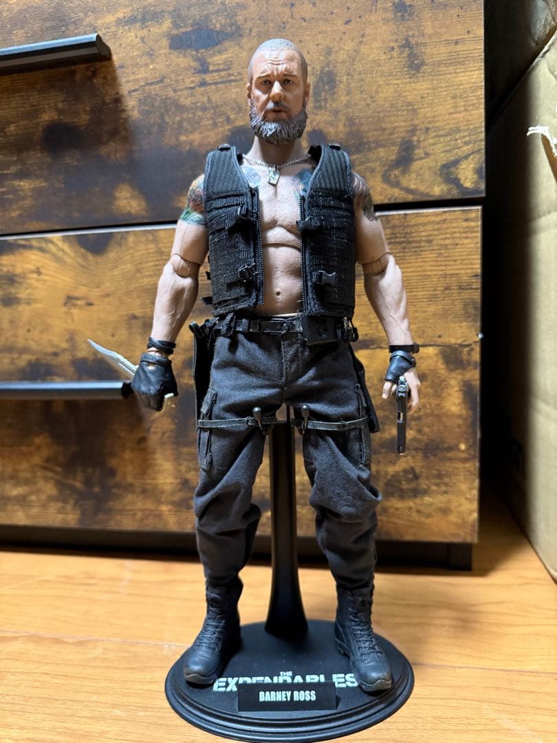 ホットトイズ エクスペンダブルズ バーニー 素体 ラッセル・クロウ 似