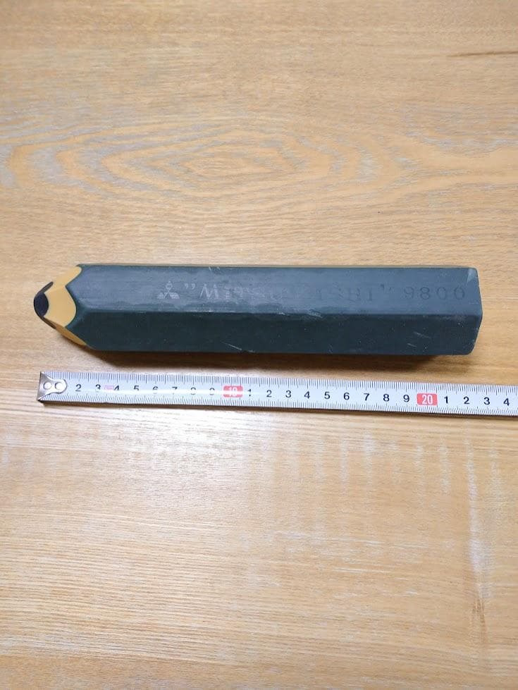 超巨大　三菱鉛筆ケシゴム