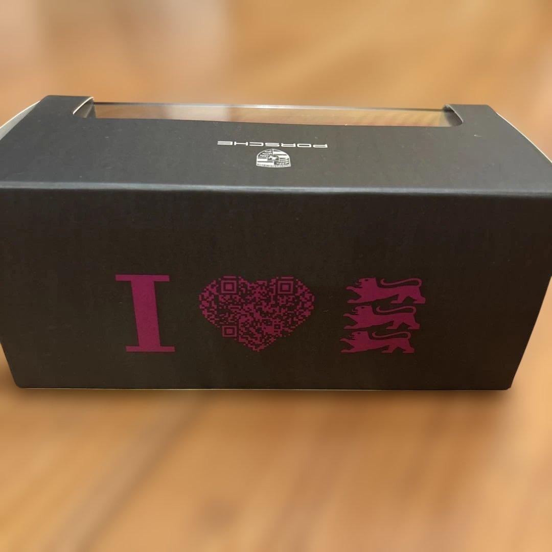 【世界800台限定・非売品】ポルシェ タイカン L-BANK特注 1/43