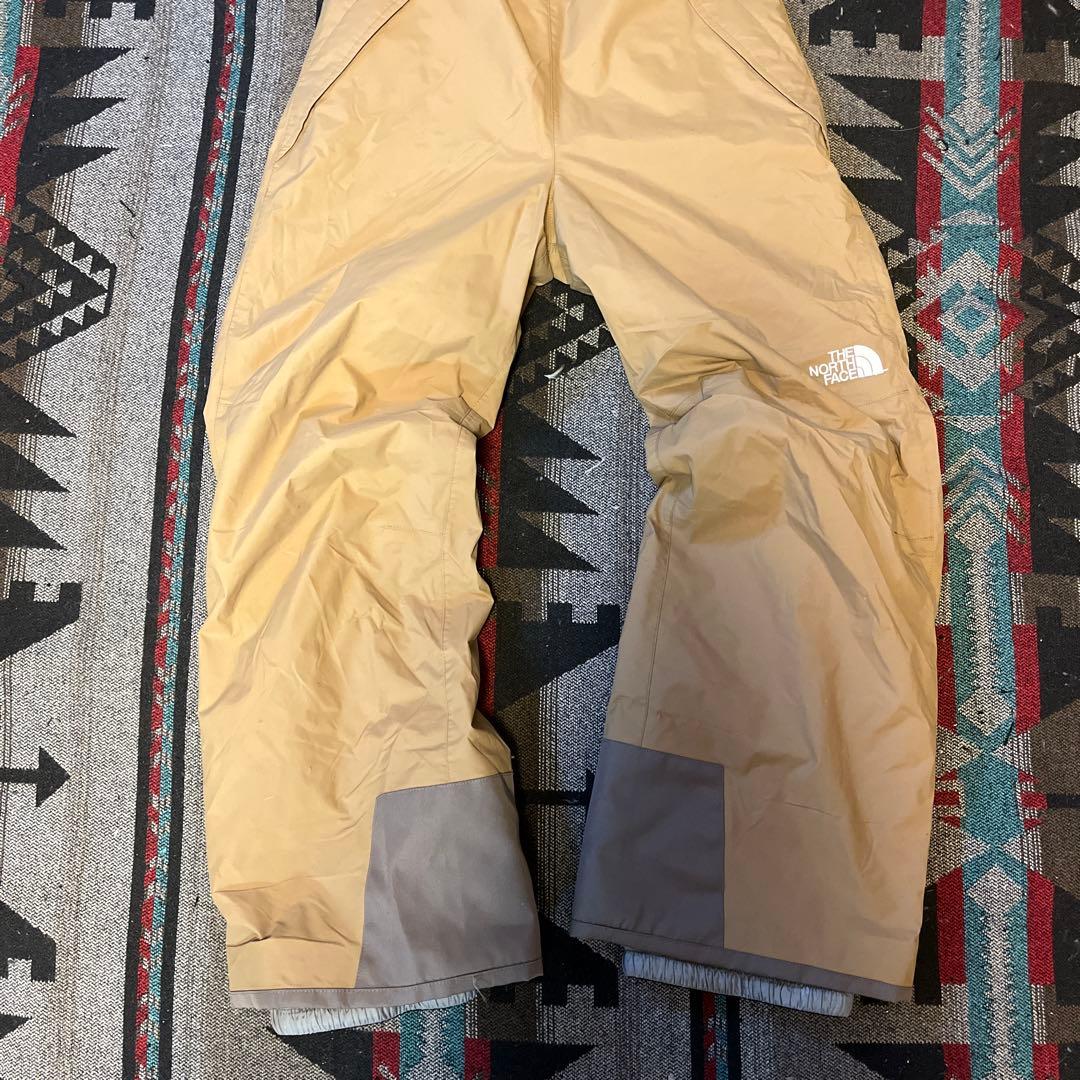 【キッズ】North Face 150スノーボード　スノーインサレーションビブ