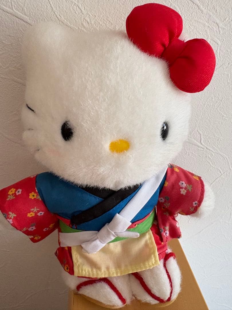 ハローキティ 2001年 熊本限定 おてもやん ぬいぐるみ タグ付き 美品