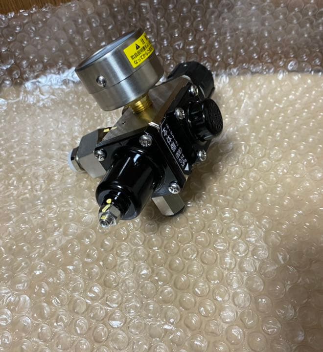 ガスレギュレーター(炭酸・シロップ)