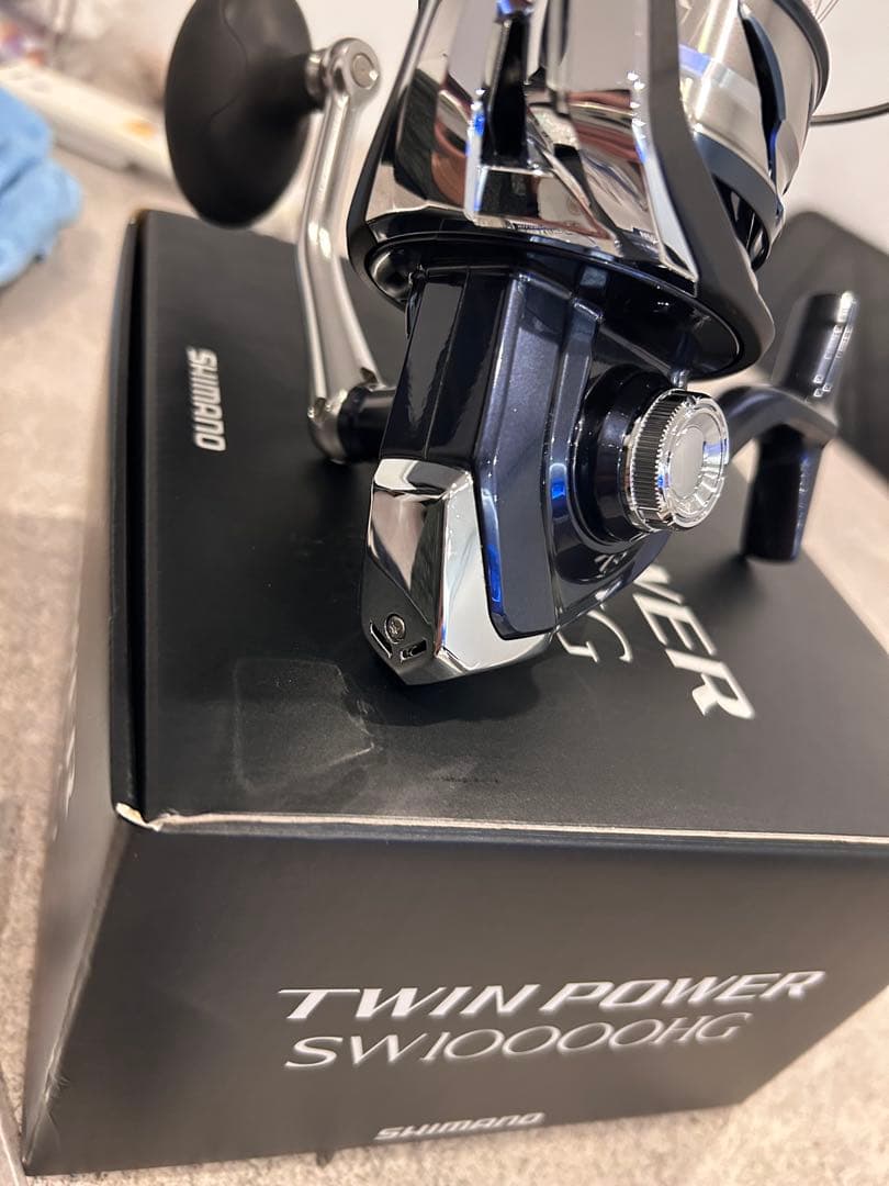21ツインパワーsw10000HG 美品　pe６号付き　早い者勝ち