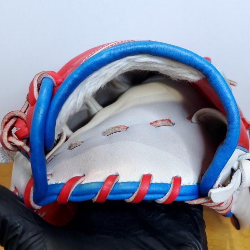 アシックス ダルビッシュ有モデル 限定 ライオン レッド 美品 軟式グローブ