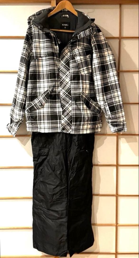 【美品】メンズ　イグニオ　スキーウェア　スノボー　上下セット　M
