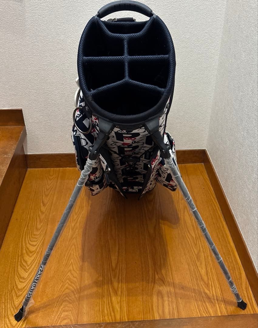 PEARLY GATESパーリーゲイツ SNOOPYコラボキャディバッグ