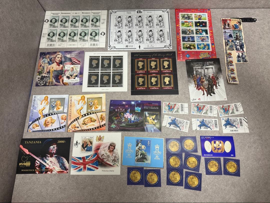 ケ*ジ様 外国切手 希少 世界の切手 中国 USA他 ビートルズ ジョンレノン