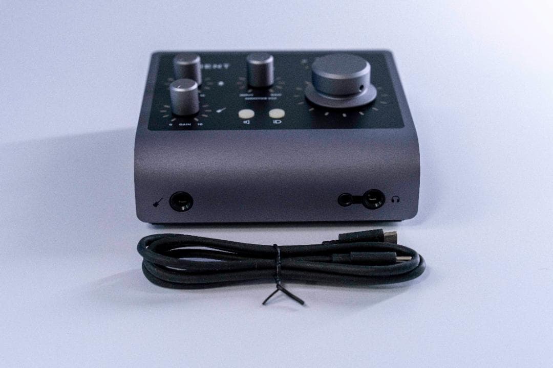 AUDIENT iD4mk2 オーディオインターフェース