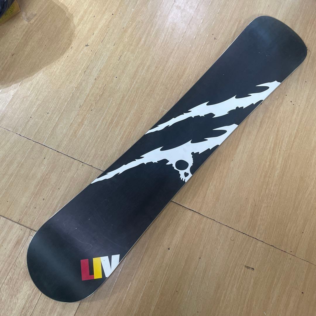 NOVEMBER　LIVER　M　152cm　スノーボード　ノーベンバー