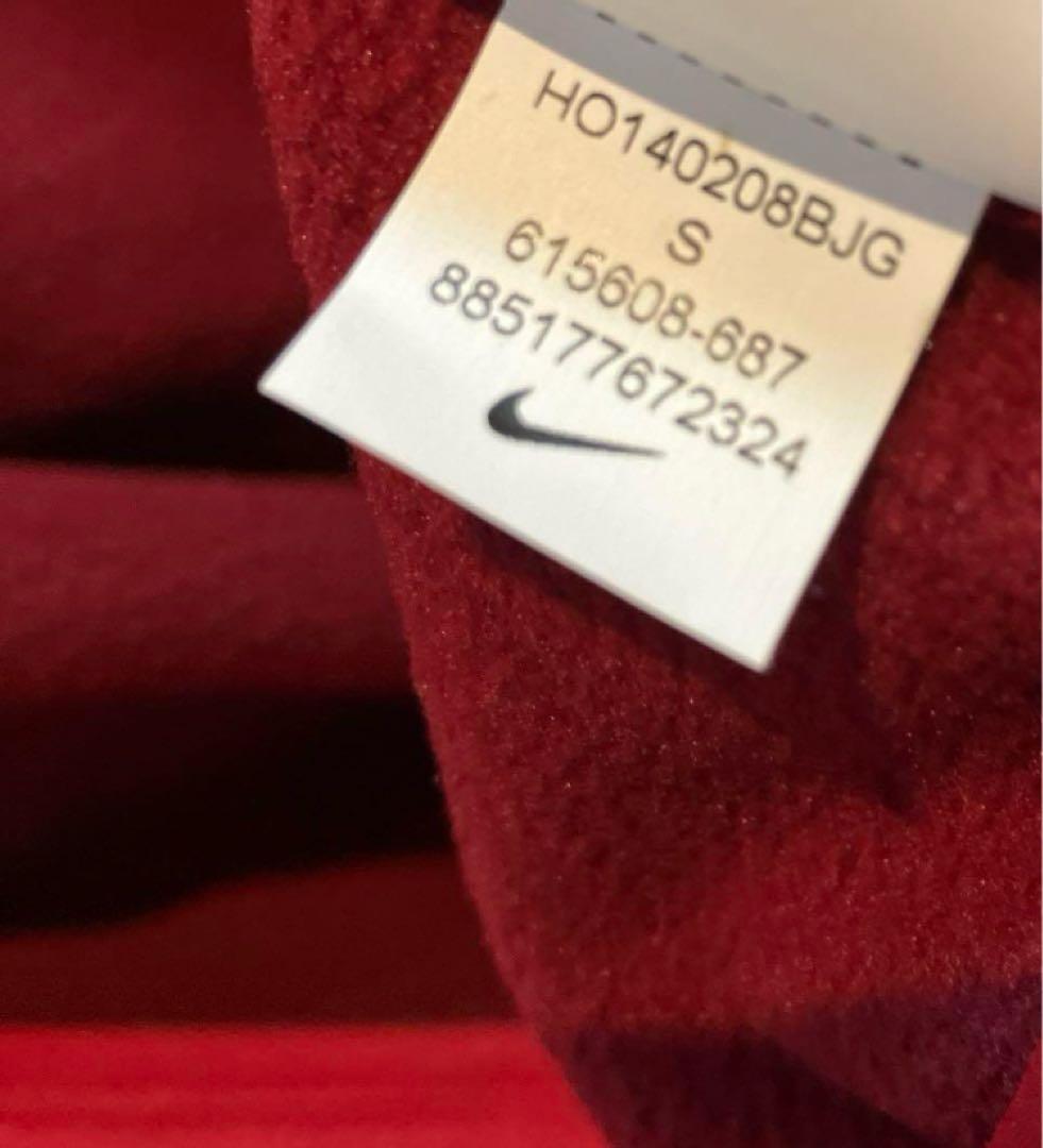 NIKESB ナイキエスビー エニグマ　フーディー パーカー　撥水