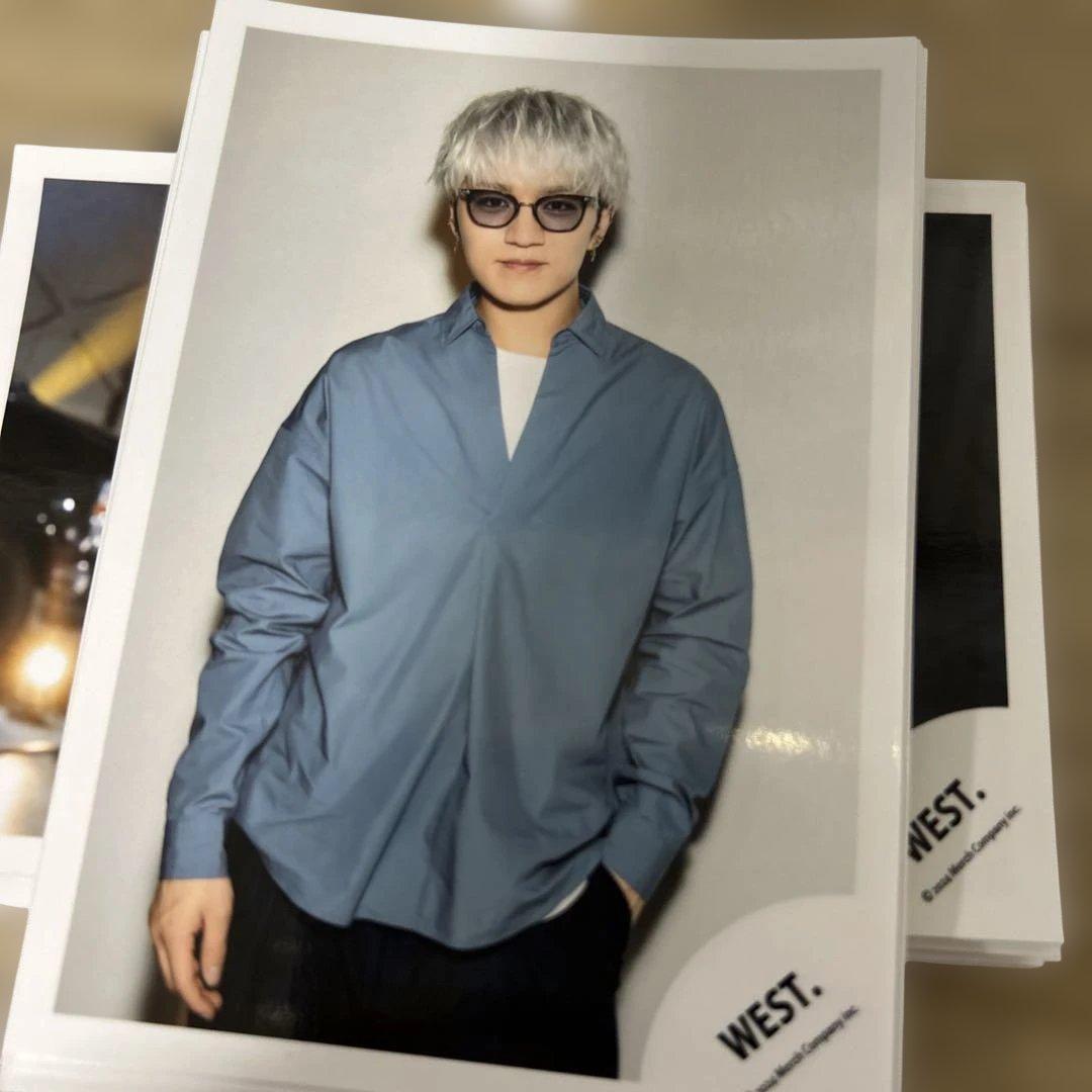 WEST. 写真、ステッカー（神山智洋多め）