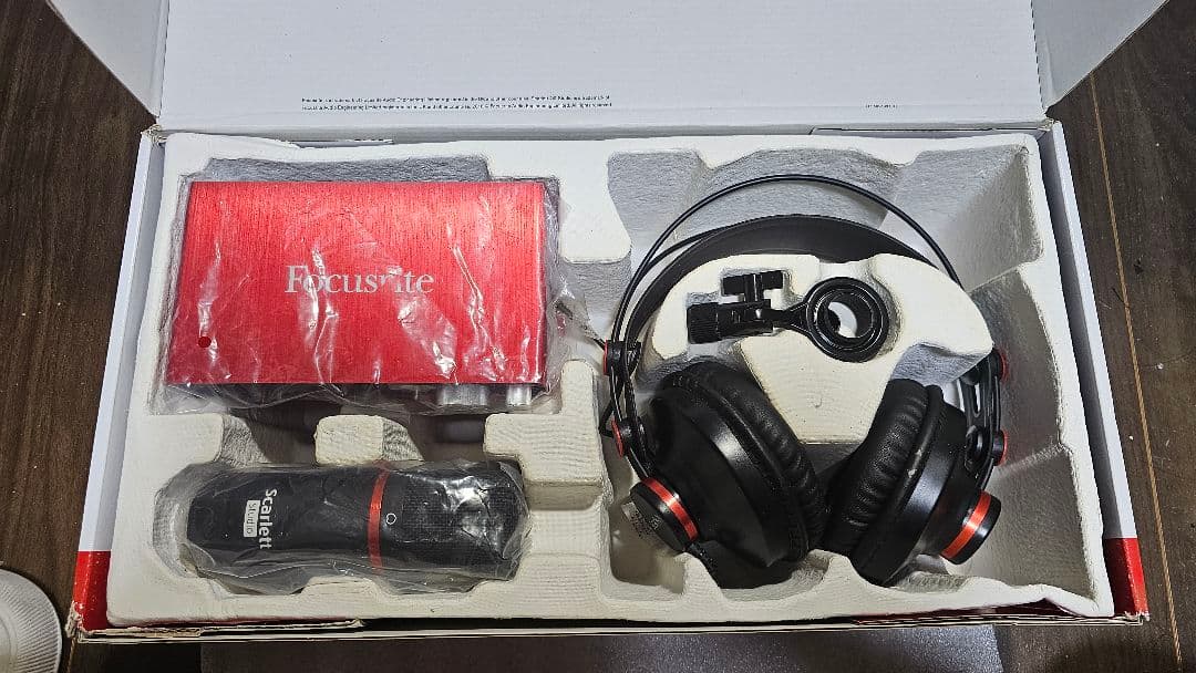 Scarlett 2i2 studio 録音セット