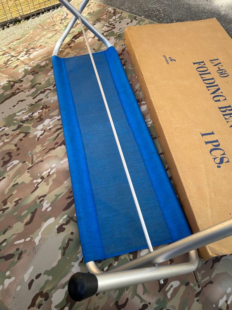 ヤマコウ　 PEAK フォールディングベンチ 青