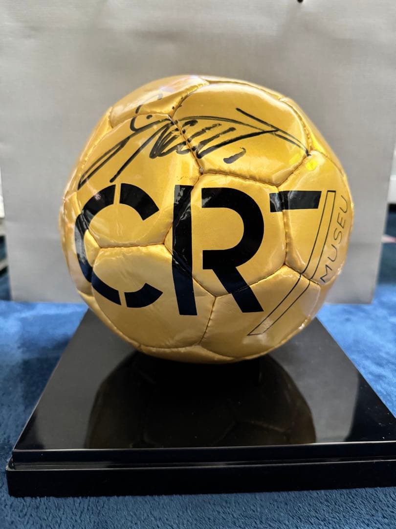 ⭐︎CR7 限定ロナウド直筆サイン入りボール⭐︎5号球