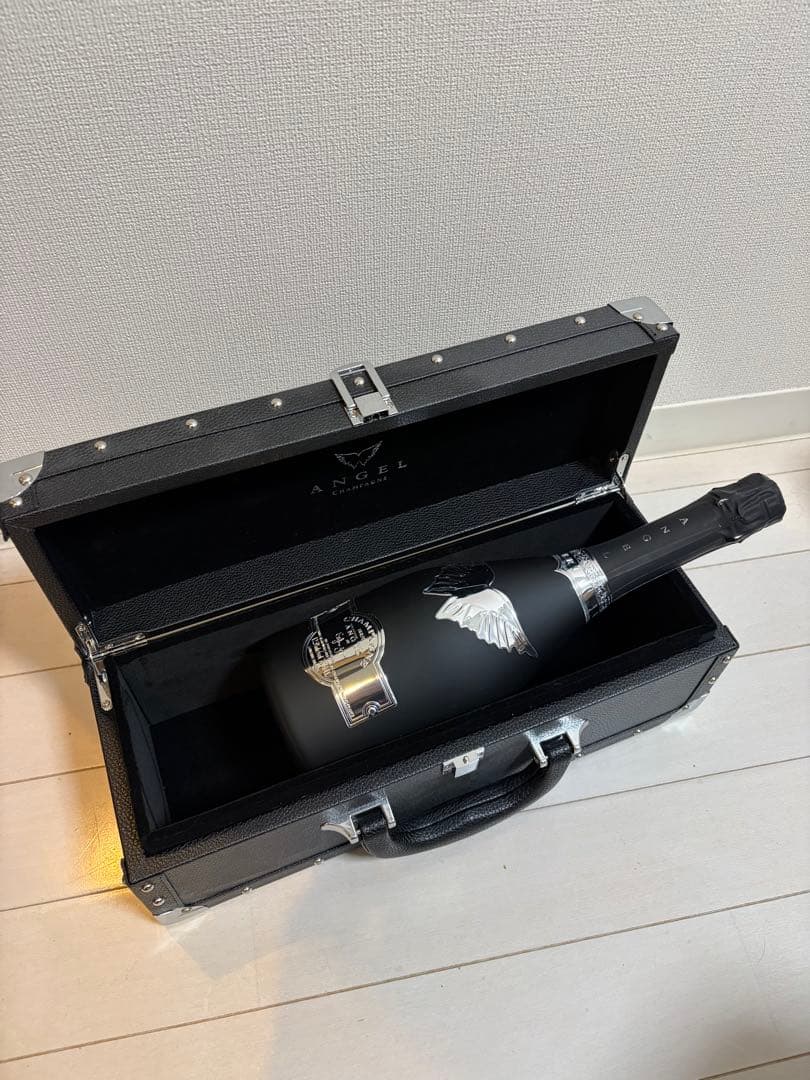 エンジェルシャンパン ブリュット ブラック