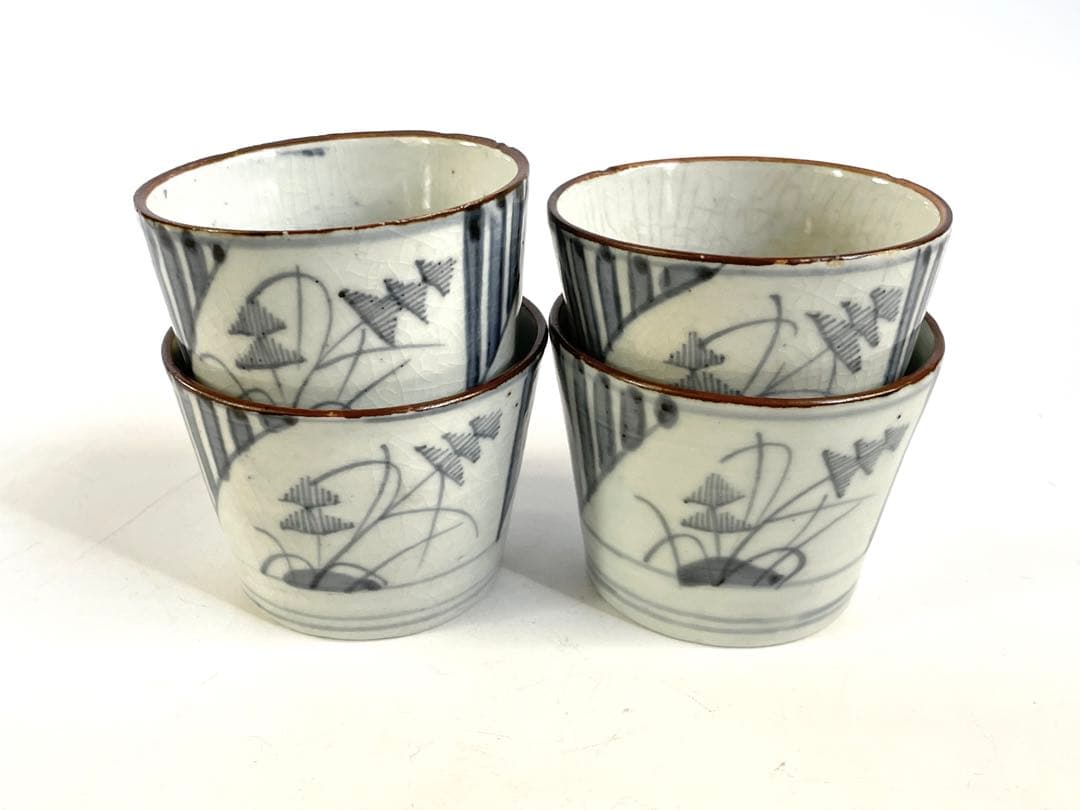 骨董　アンティーク　古伊万里　染付　羊歯文　蕎麦猪口　4点　縁錆　甘手