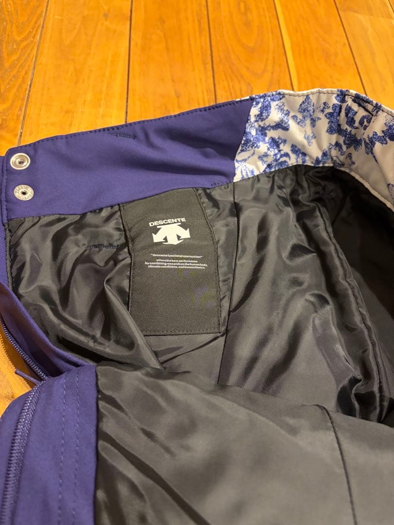 DESCENTE　メンズ スキーパンツ　ヒートナビ Mサイズ