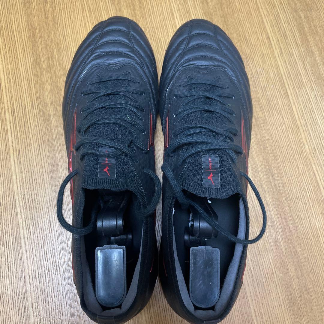 Mizuno Morelia Neo 4限定モデル ブラック/レッド スパイク