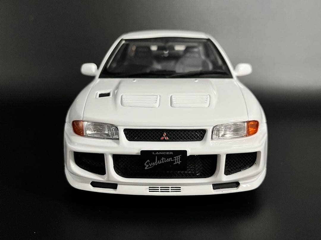 OTTO 1/18 ランサー エボリューションⅢ ホワイト ランエボ3