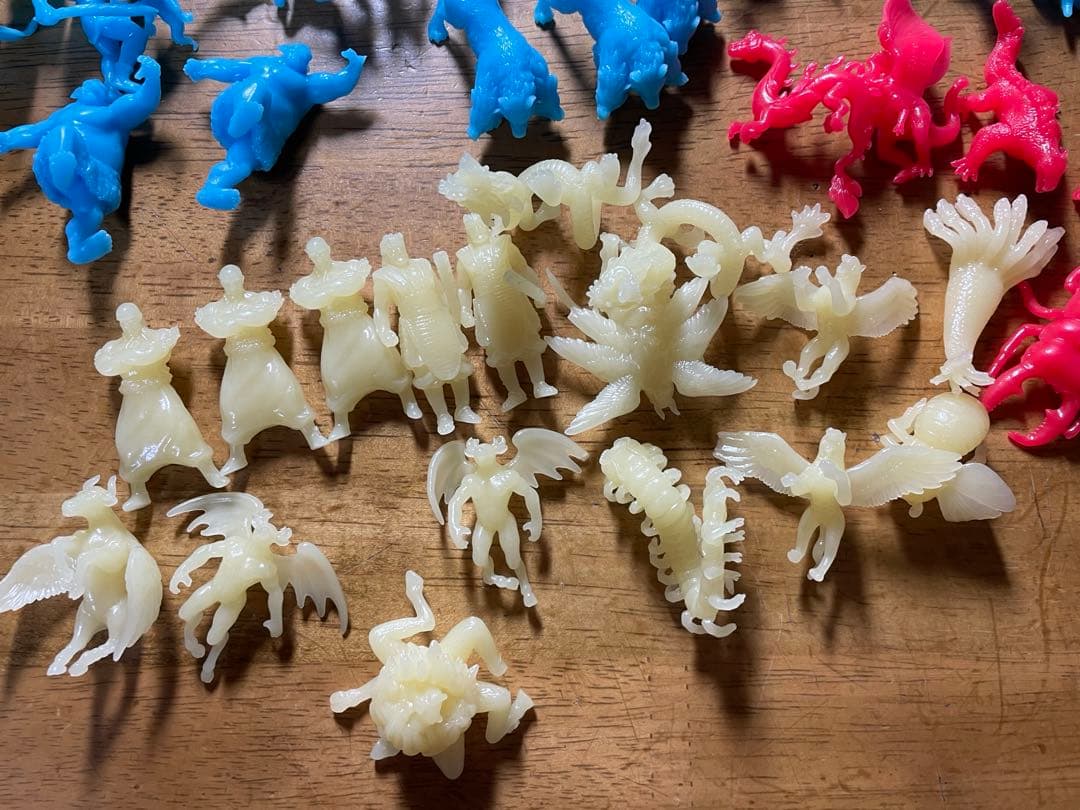 最強王図鑑　架空生物恐竜・ドラゴンフィギュア　昆虫　大量　チョコエッグ148体