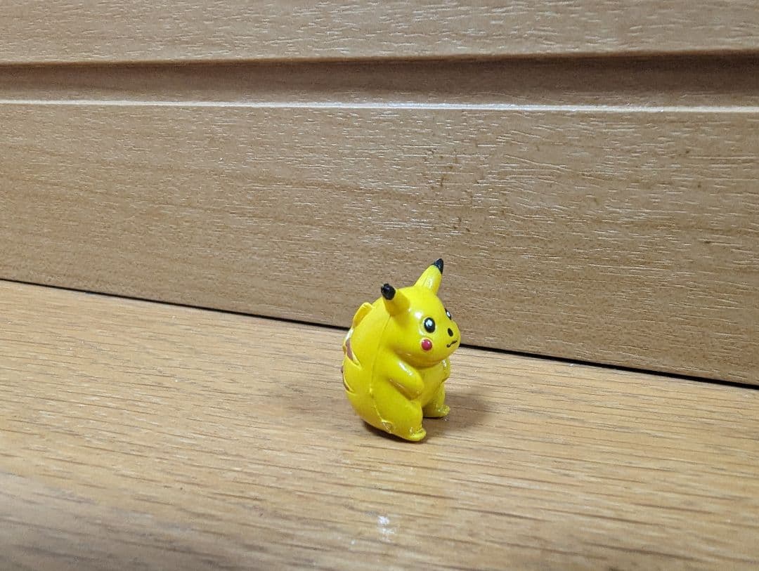 ピカチュウ　ミニフィギュア　初期　永谷園ポケモンふりかけ