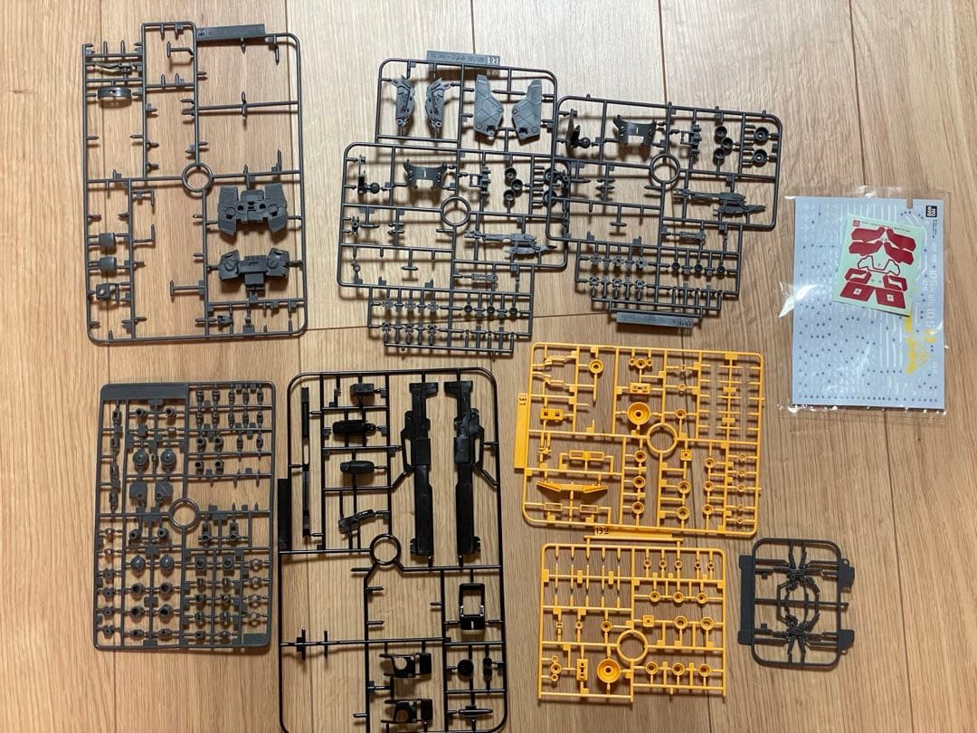 MG 1/100 Hi-νガンダム Ver.Ka・サザビー Ver.Ka セット