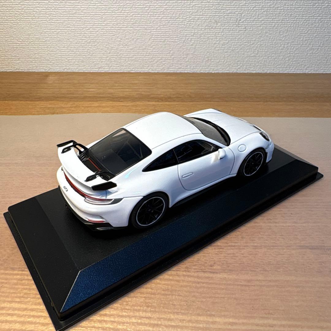 ミニチャンプス　ポルシェ　 911 GT3 1/43 ミニカー　ホワイト