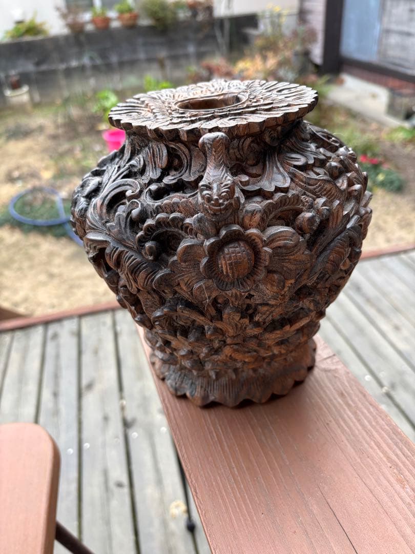 インドネシア？木製 彫刻装飾品壺