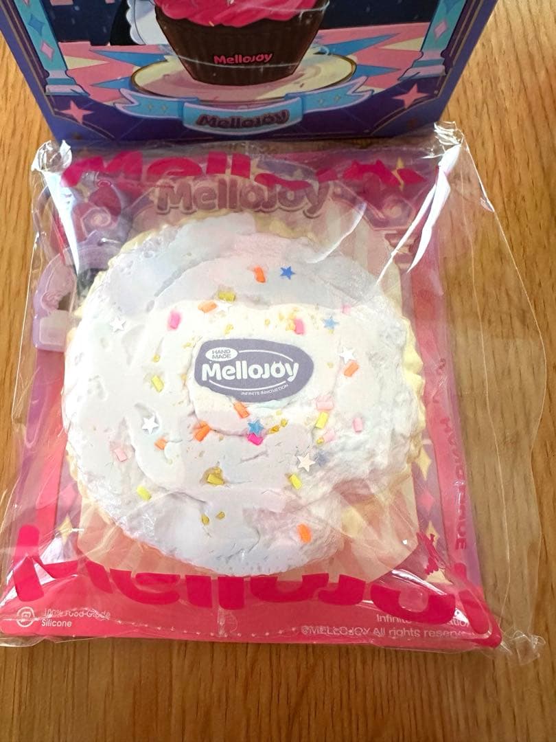 MelloJoy ドーナツ　カップケーキか？　ながーいシリーズ　3個セット