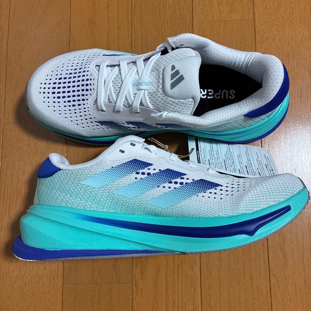 アディダス ランニングシューズ　スーパーノヴァ ライズ　ID3599【24.5】