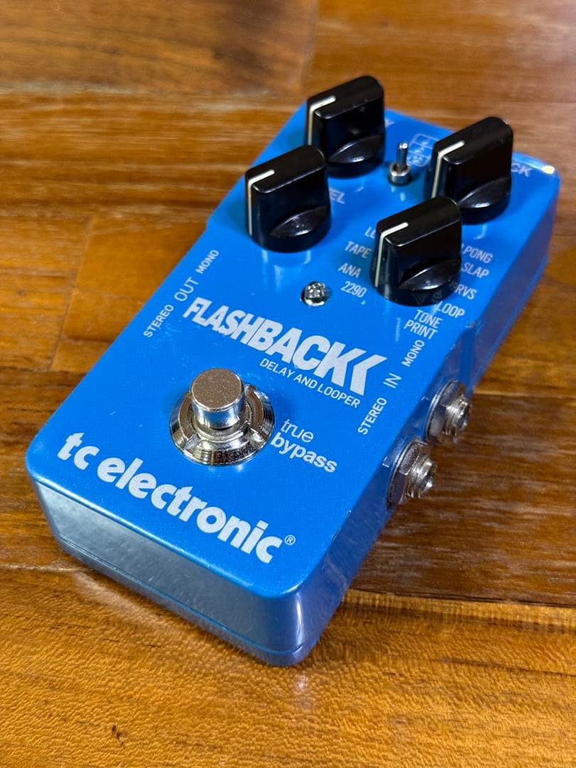 ギター Tc Electronic FLASHBACK DELAY & LOOPER