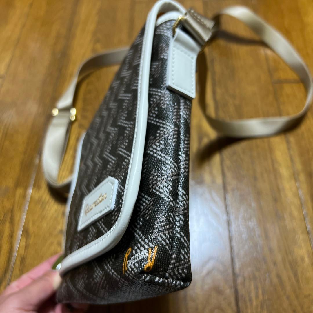 【美品！】レザレクション　パロット(ショルダーバッグ)