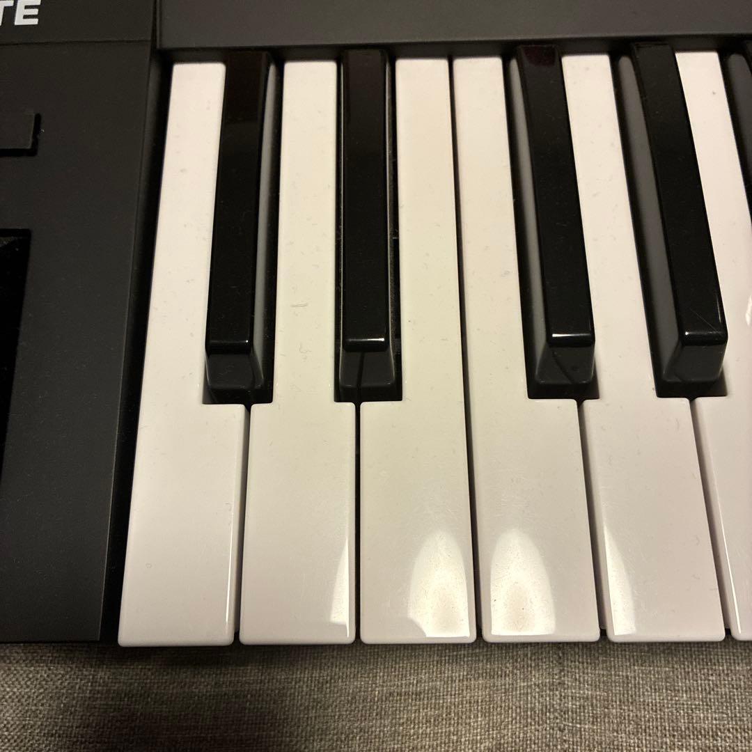 KOMPLETE MIDIキーボード a25 audio1セット