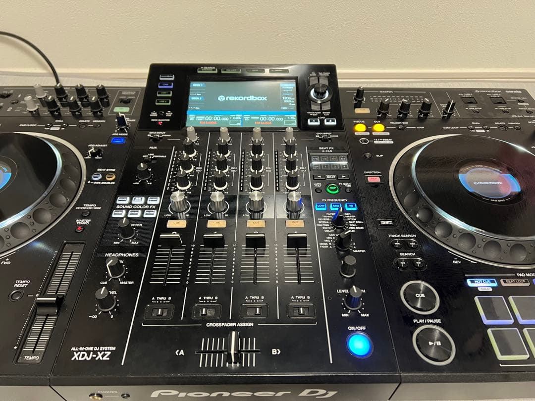 あ*あ様 美品、完全動作品Pioneer DJ XDJ-XZ DJコントローラー