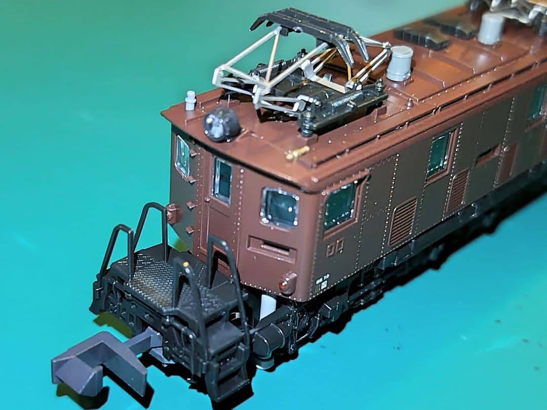 KATO 3078-2 ED19（省形ヨロイ戸）電機機関車