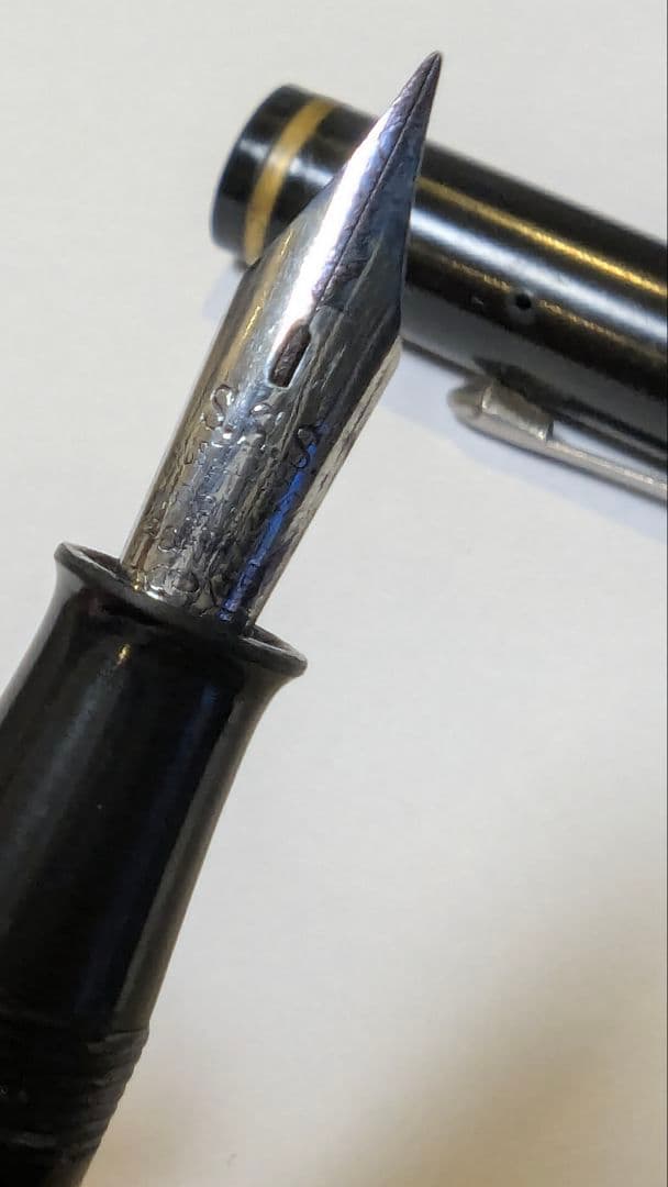 サンエス　万年筆　戦前もの　コレクターズアイテム　sss
